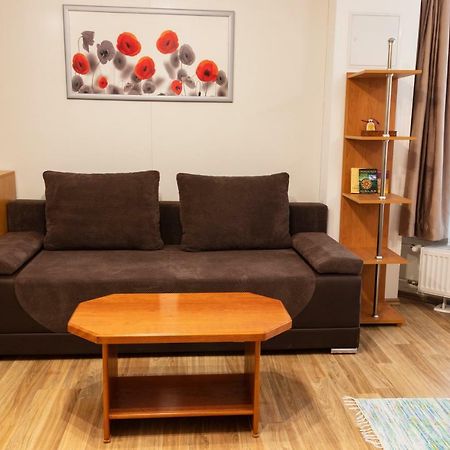 Basement Atrium Apartman Διαμέρισμα Keszthely Εξωτερικό φωτογραφία